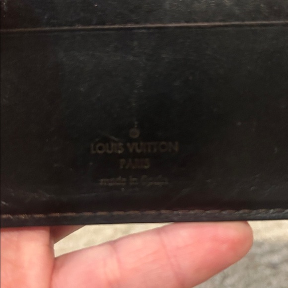 Louis Vuitton Dark Brown Leather Utah Bi-Fold wallet/Authentic - Picture 5 of 11